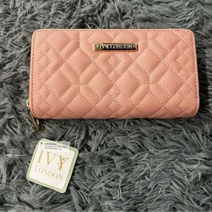 Ivy London Quilted Wallet NWT